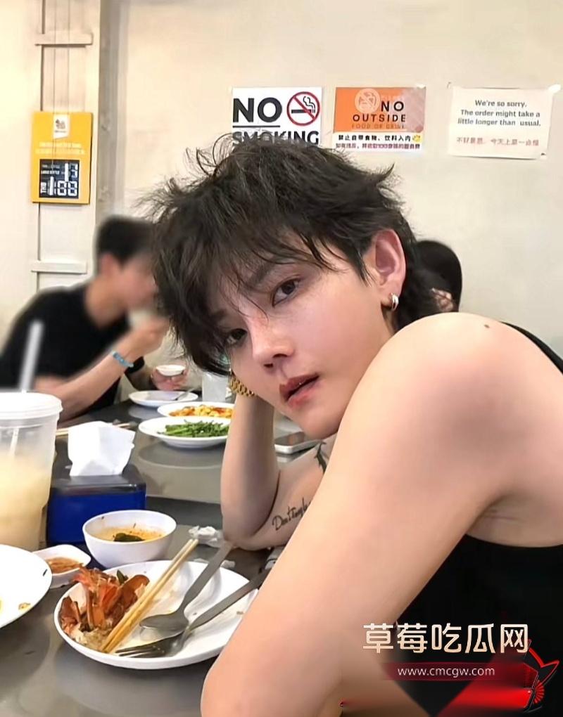 抖音21万粉女网红 凯凯kai 24 抖音21万粉女网红 凯凯kai 24
