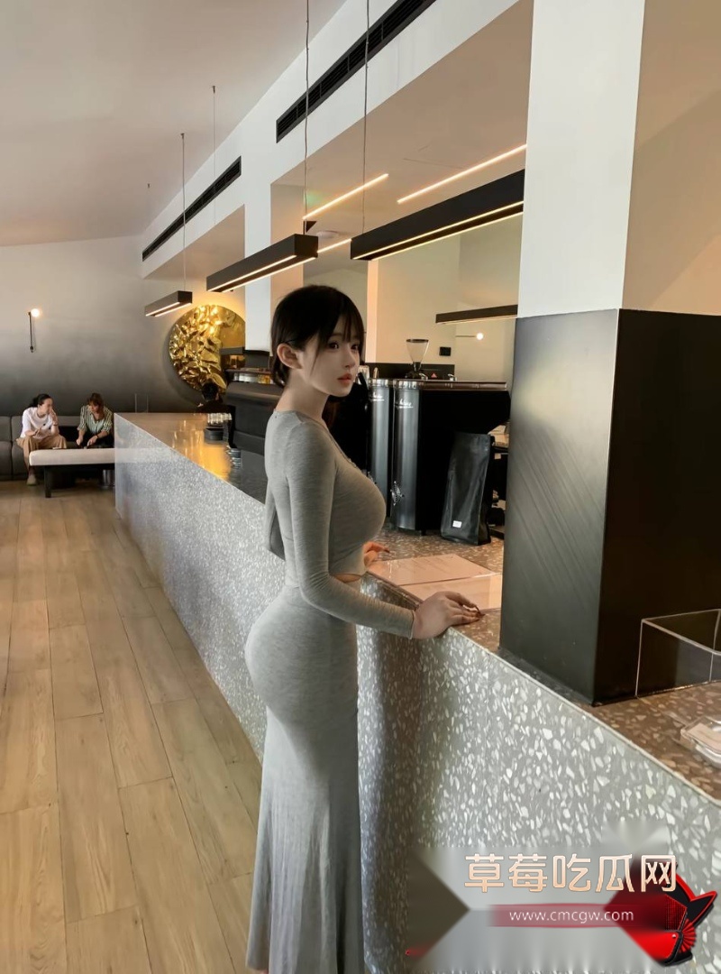 勾人俏妈妈开档诱惑儿子3