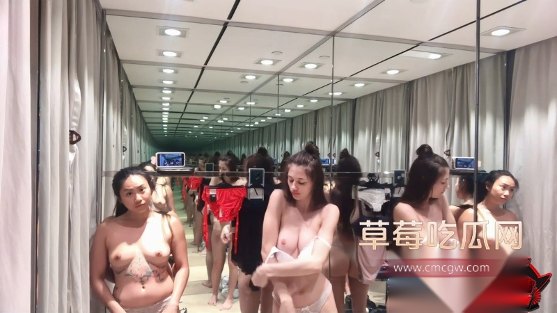 身材超正的混血女神 8
