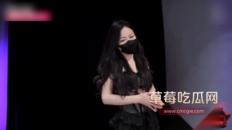 37岁淫妻沦为泄欲母狗 1