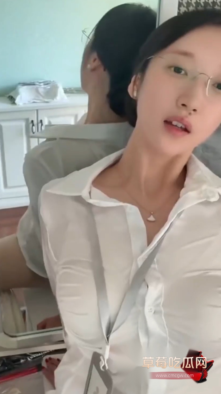抖音少妇网红 在在吗2