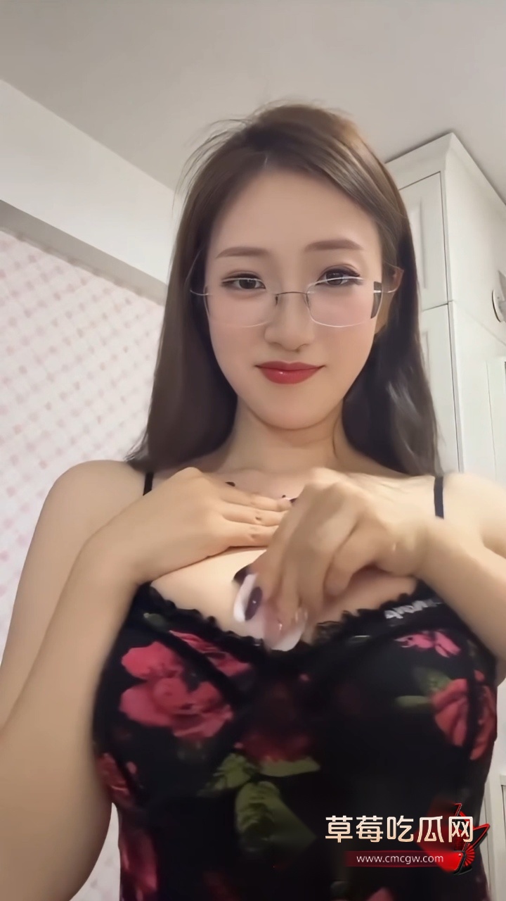 抖音少妇网红 在在吗6