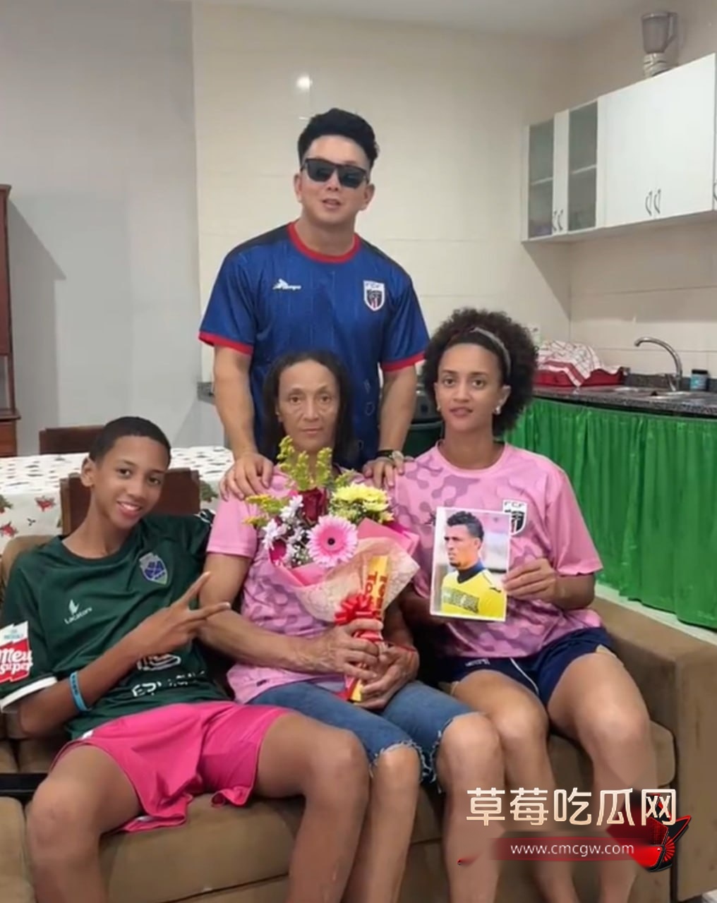 佛得角门将沃齐尼亚逼平西班牙112
