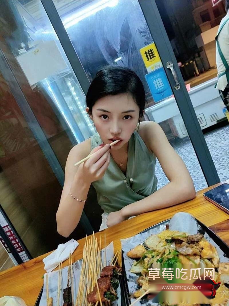 上海师范大学校花 邓乔馨6
