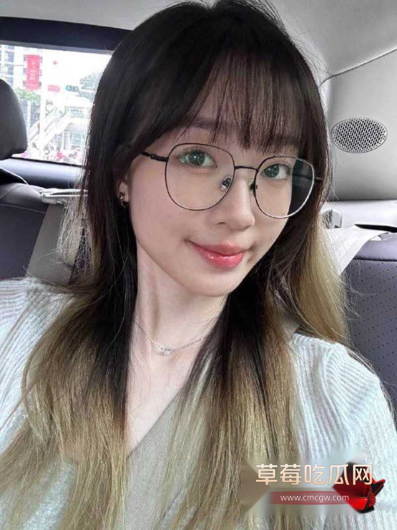 成都反差学妹 刘雨欣4