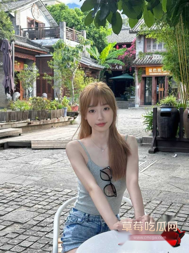 成都反差学妹 刘雨欣8