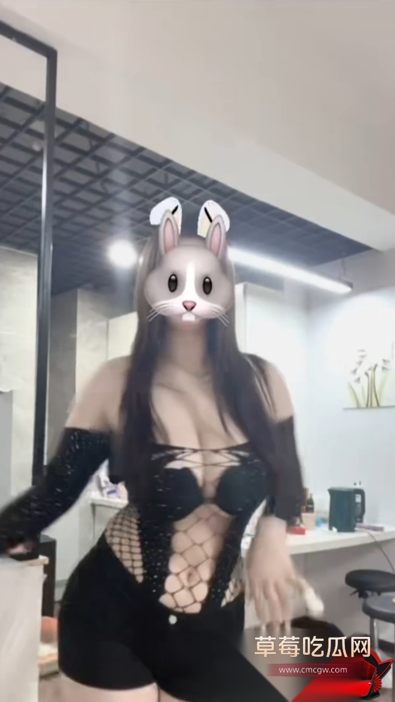 抖音巨乳小网红 牡丹 8 抖音巨乳小网红 牡丹 8