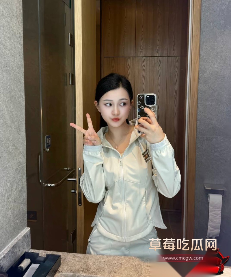孕期出轨伴娘梁园性爱视频流出8 孕期出轨伴娘梁园性爱视频流出8