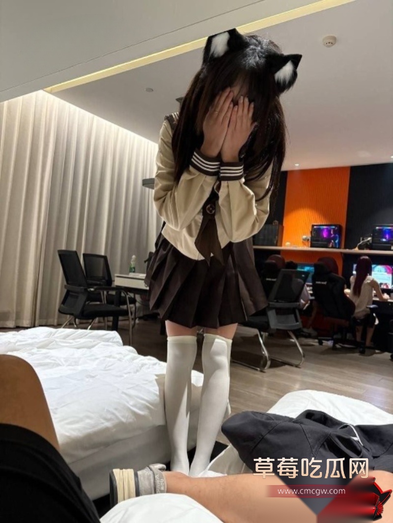精神小妹群战狂操1