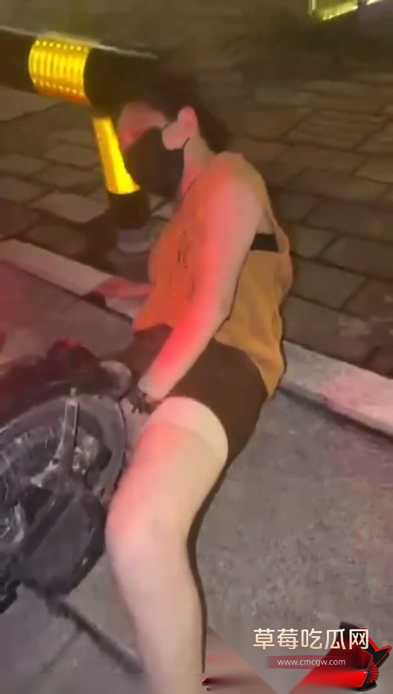 骚女户外寻求刺激 4