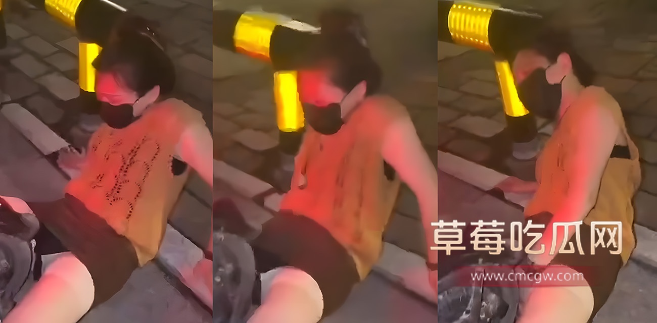 街头惊现骚女用逼刹车.jpg