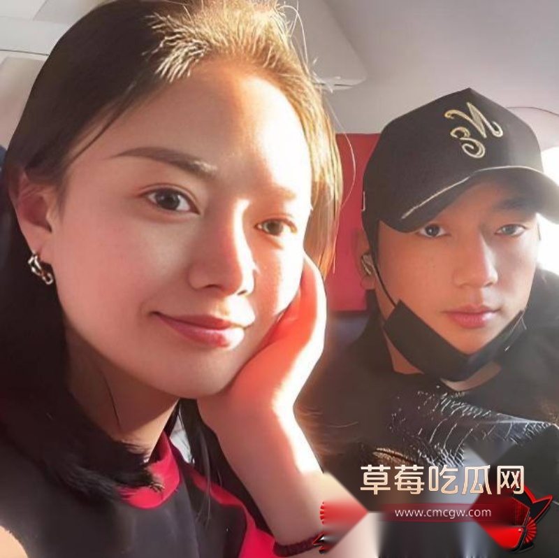 海来阿木演唱会悼念早逝女儿后32