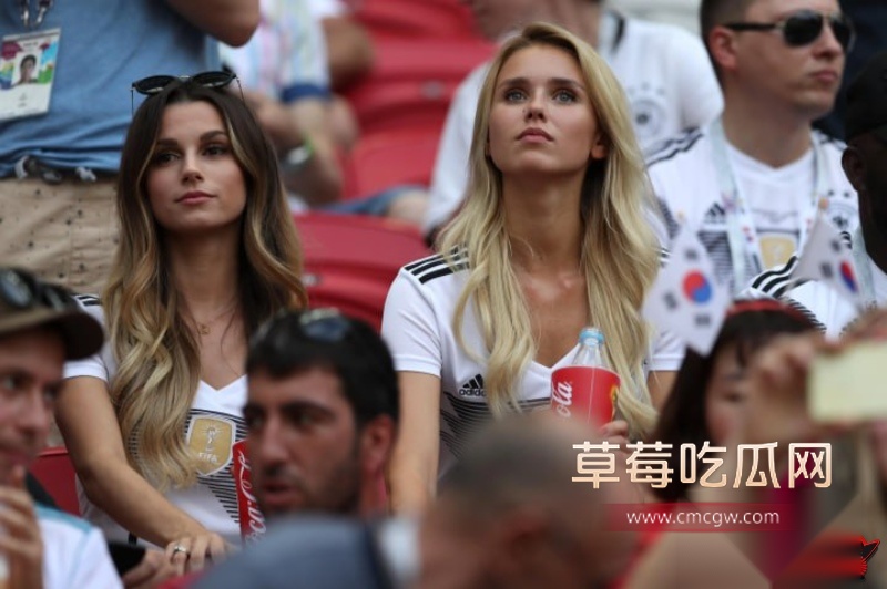 世界杯德国现今太太团成员曝光8